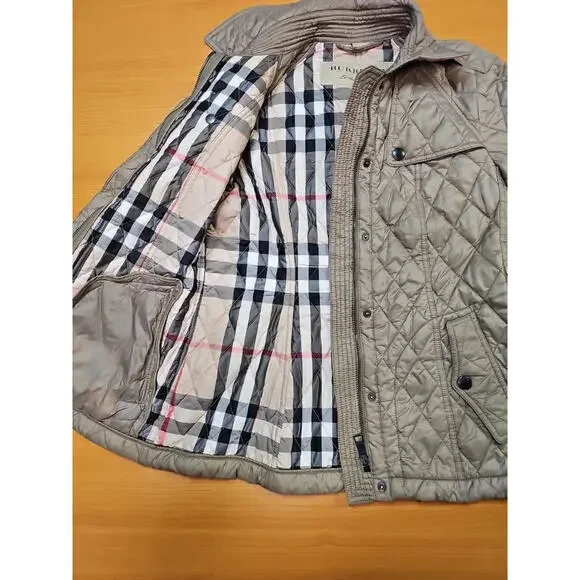 Burberry Finsbridge Short Tan Quilted Coat With COA Small P - Picture 4 of 16